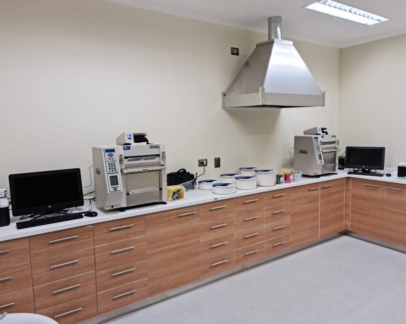 Reenvasadora de medicamentos